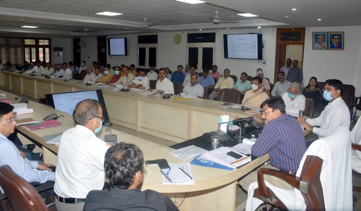 Officers should rest at night at the place of posting: DM