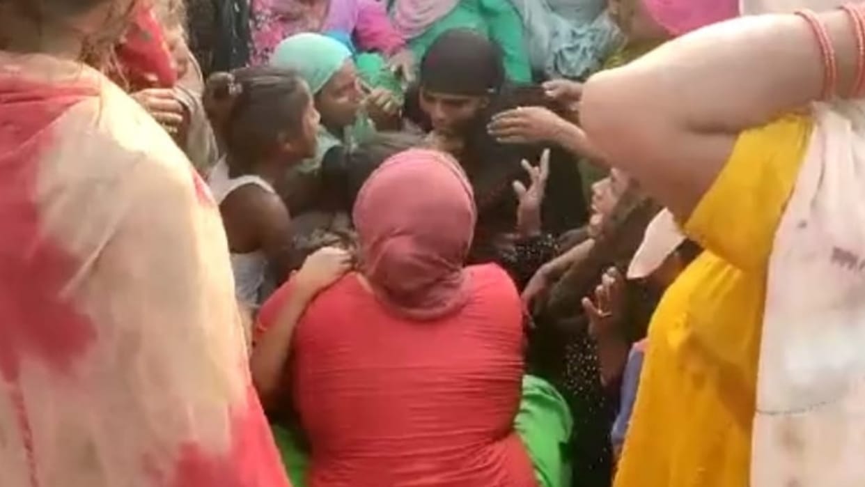 Double murder in bahadurpura village in Bahraich.