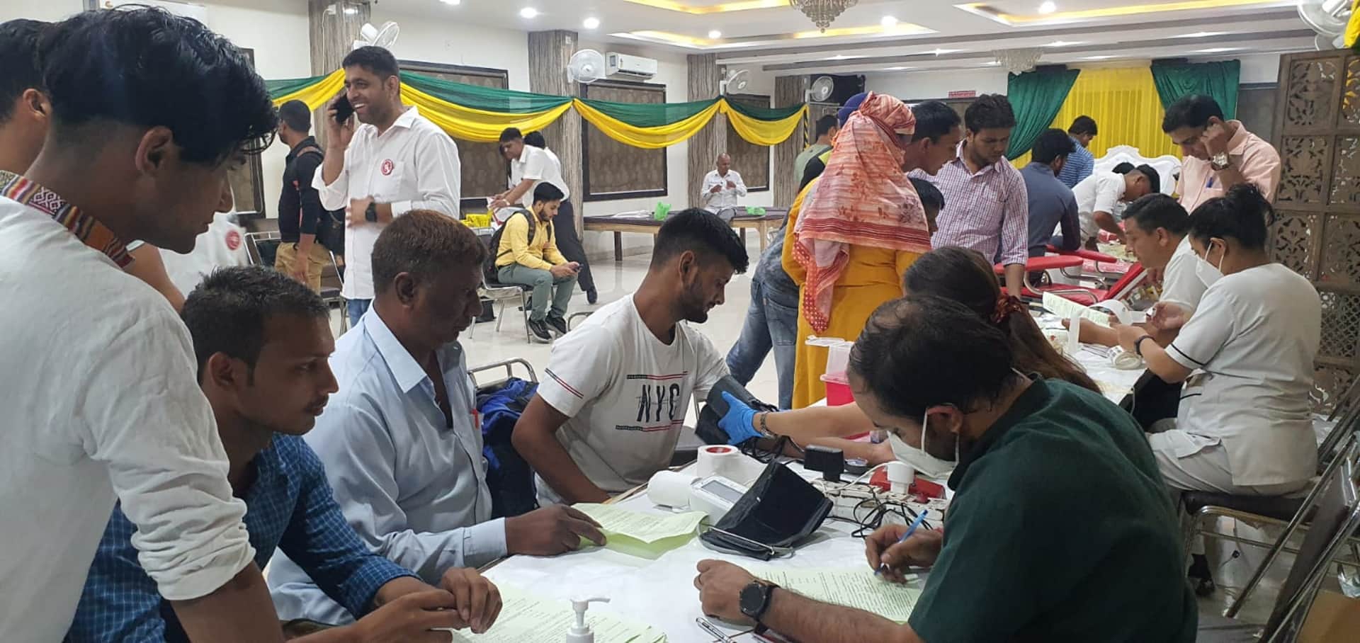 World Blood Donor Day: Unique initiative of Amar Ujala Foundation, enthusiasm for blood donation across the state, See Photos