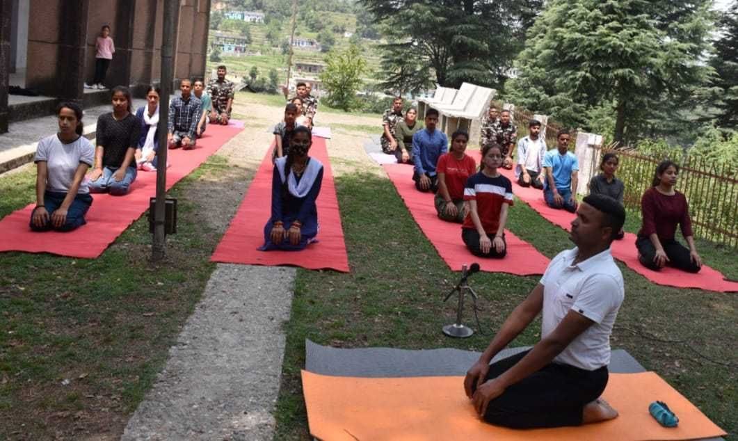 Yogasan in Champawat