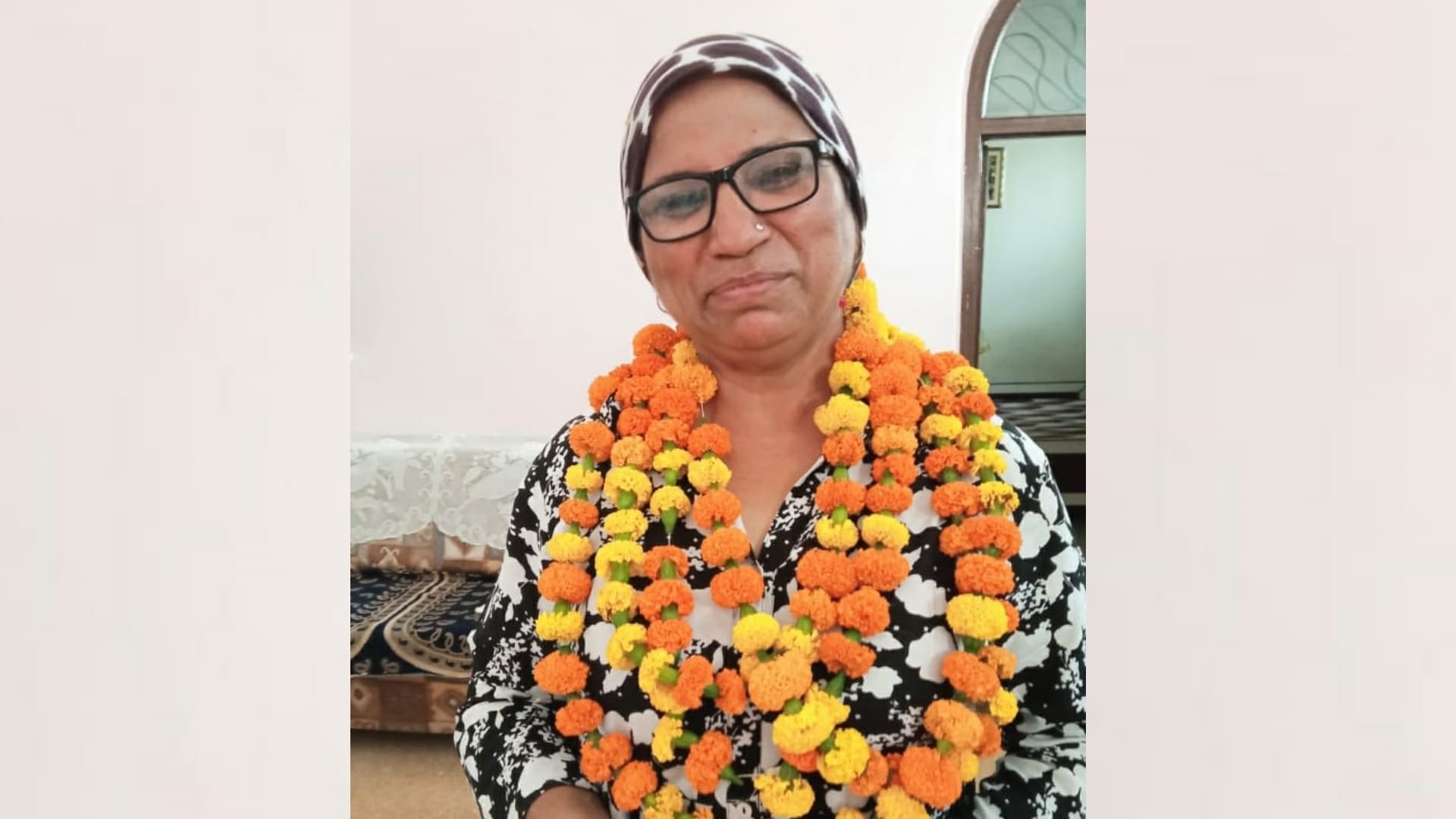 chandrakanta chanana wins silver medal in hammer throw comptition.