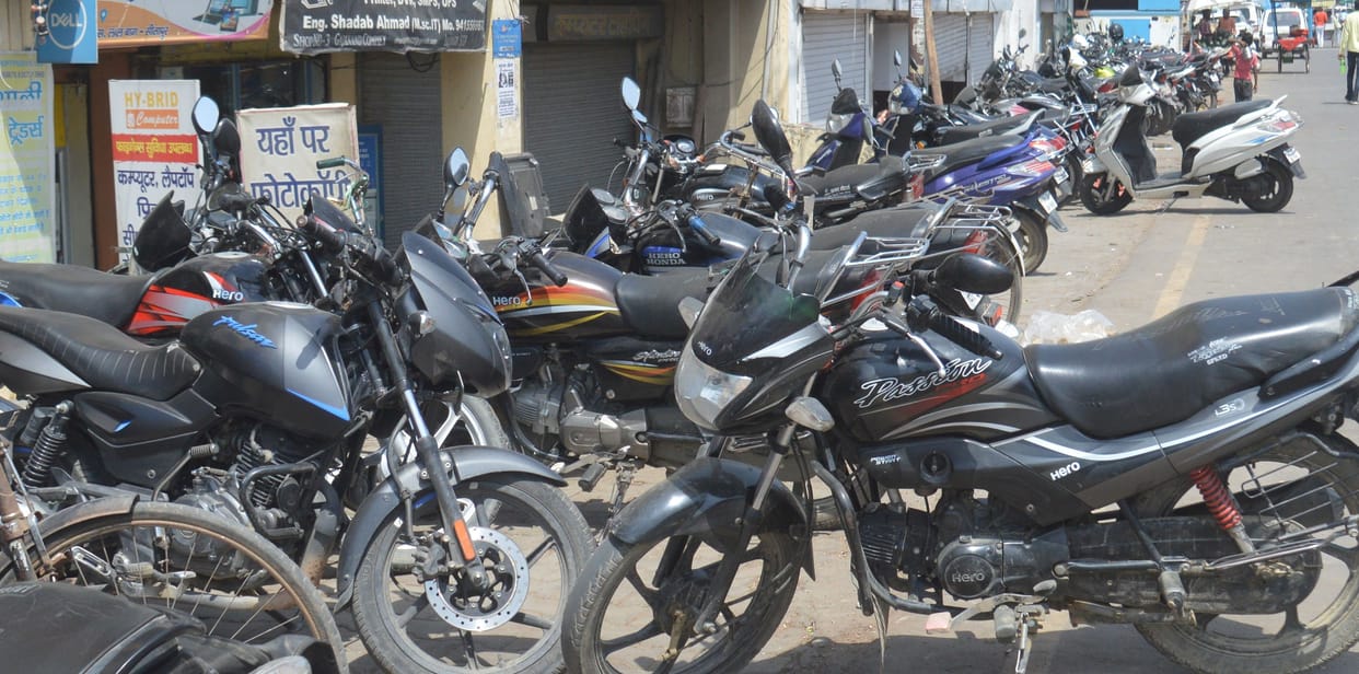 Vacant parking, roads chock full