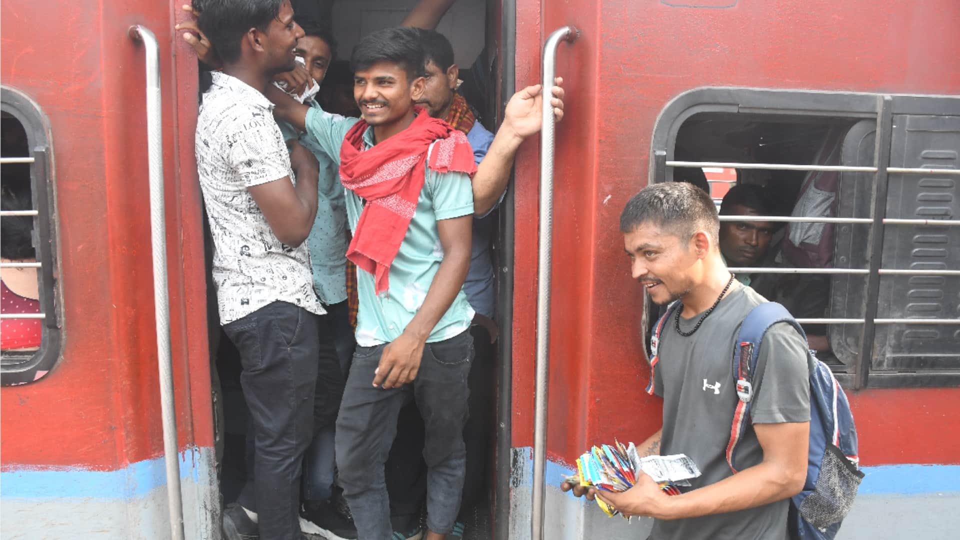 amar ujala exclusive on Gorakhpur railway station for corona protection