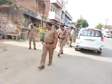 Varanasi: Bike-riding miscreants shot driver and Khalasi, police started investigation