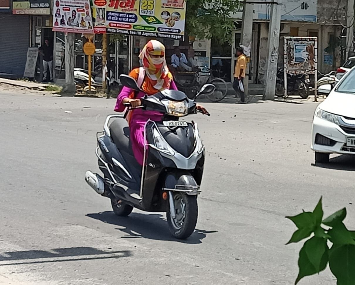 Heat snatched away, mercury crossed 43 celsius