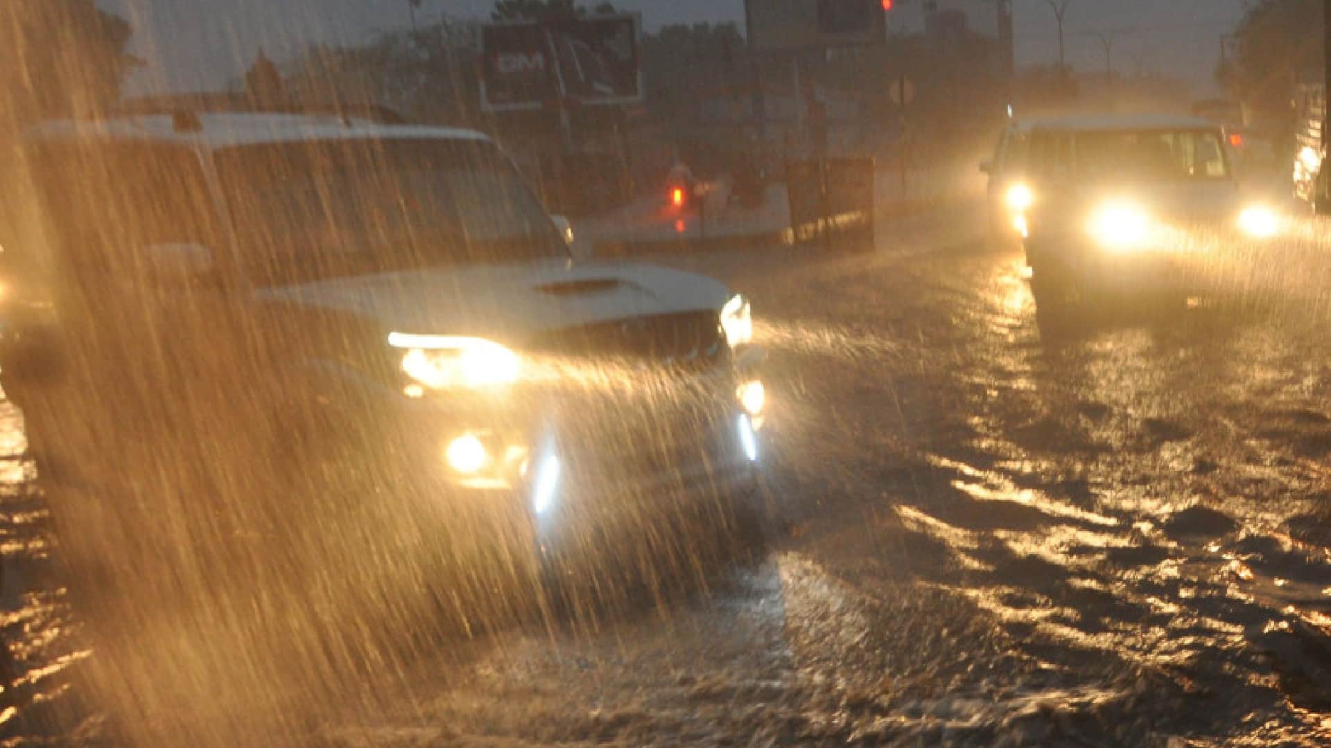 Pre Monsoon heavy rain in Barmer flooded the streets vehicle flow in rain water Villages lost contact