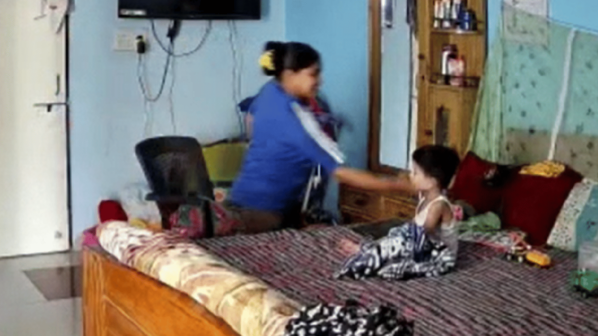 Jabalpur News: Hired to taking care of 2-year-old child, caught strangulating him, used to beat him every day