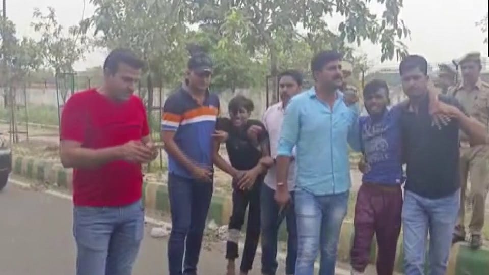 Crime in Noida Police arrested two accused after encounter in Noida