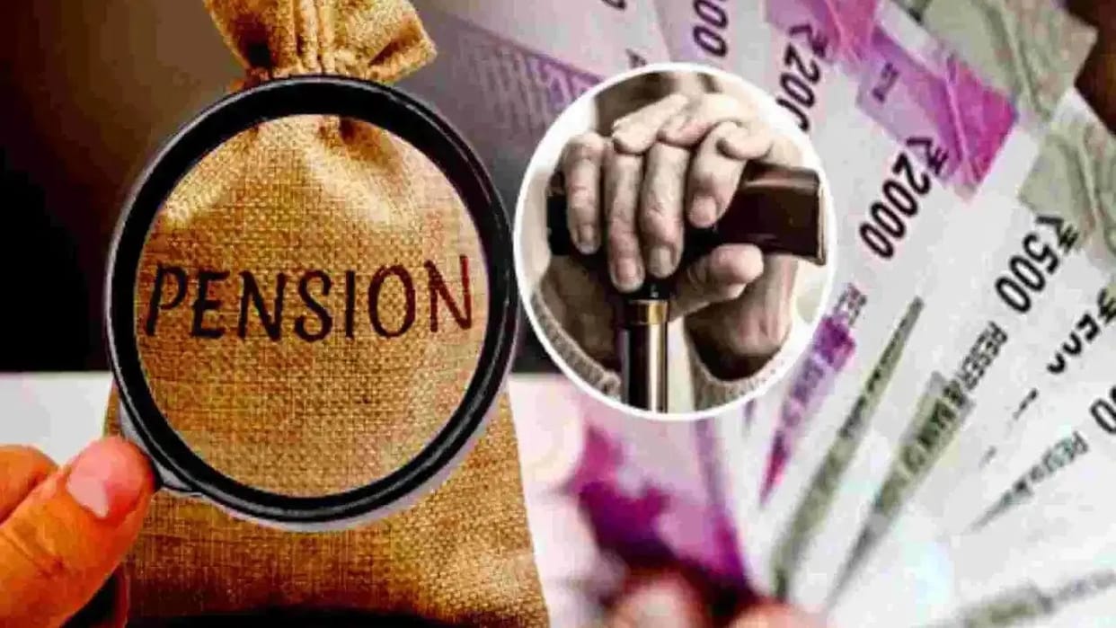 Even after death postal worker continued to take mother pension