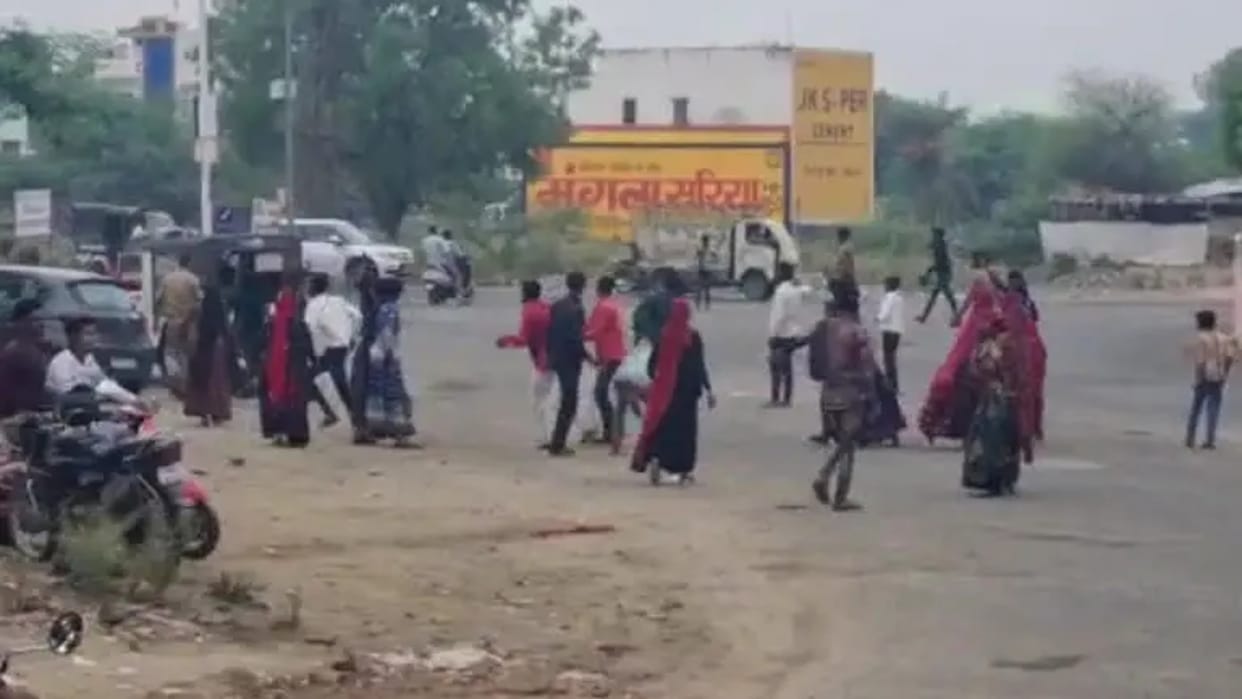 Stone pelting in dispute between two groups at wedding ceremony in Bhilwara