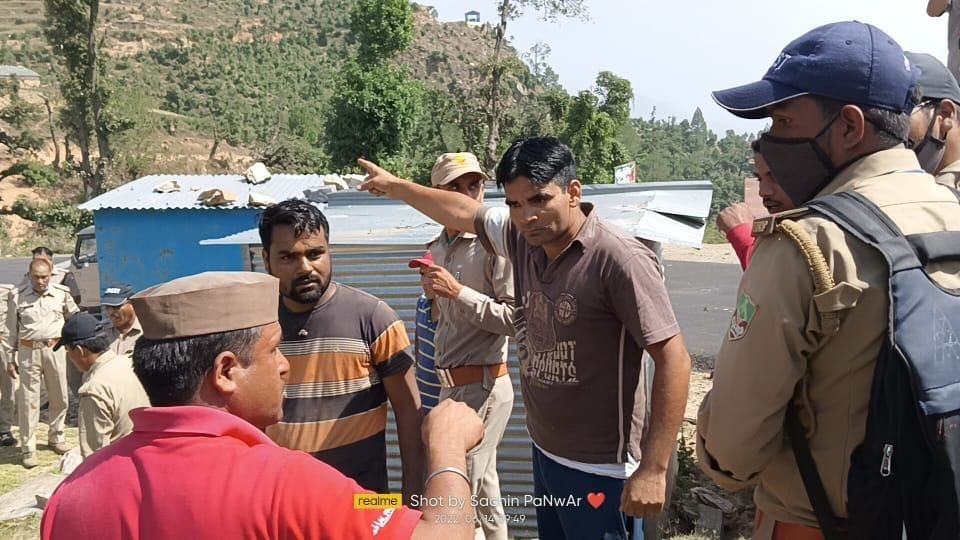 Clashes between forest department and villagers over removal of encroachment