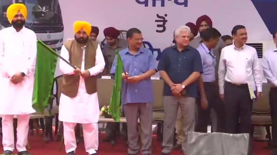 Arvind Kejriwal and Bhagwant Mann in Jalandhar today to flag off luxury buses to Delhi