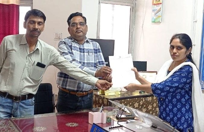 Hathras: Demand from BSA to restore the stalled salary