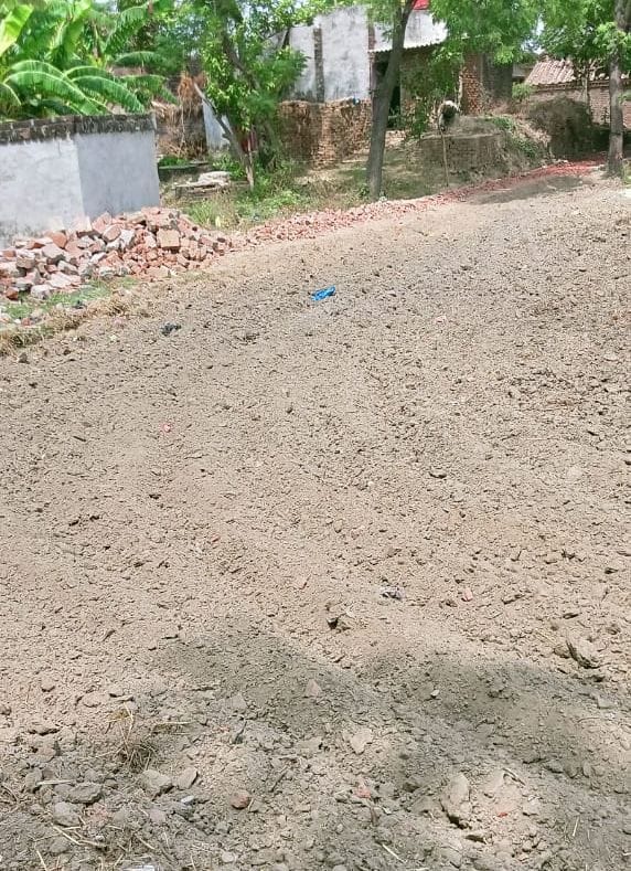 people broken cc road