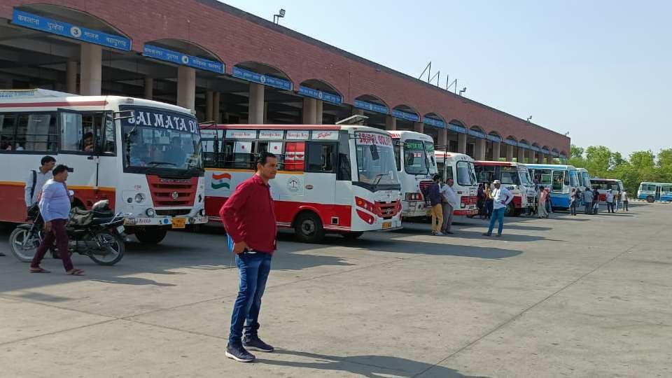 Movement of 25 buses stalled due to lack of diesel in Jhajjar depot