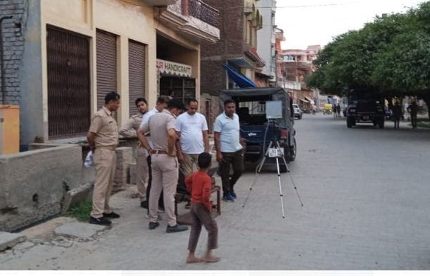 Hathras: Neither the silence broke nor the shops opened fully
