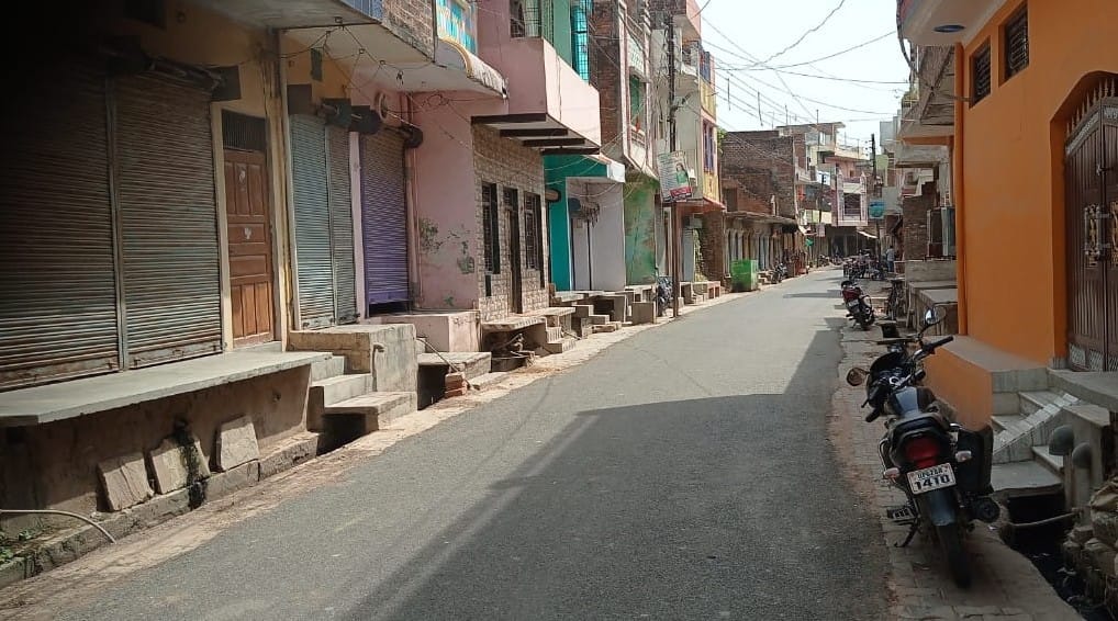 scorching heat, undeclared power cut increased trouble