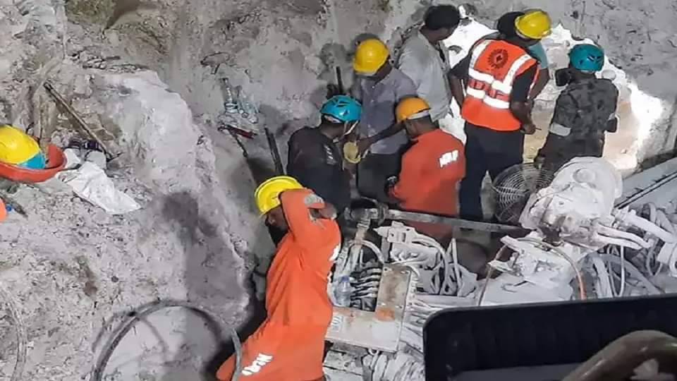 Photos of Chhattisgarh News Janjgir Champa Borewell Rahul Sahu Rescue Operation More Than 90 Hours