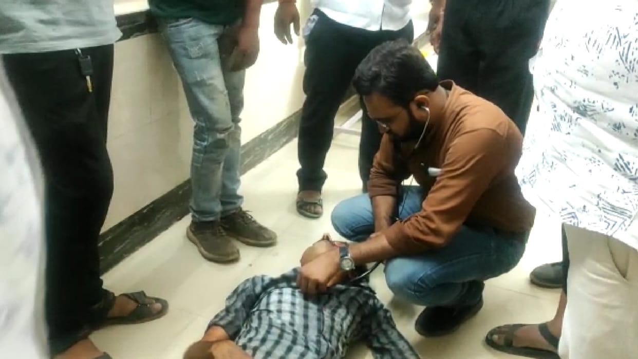 Satna News: In Amarpatan, a betting trader shot a young man in the middle market, after the murder, he confessed to the crime.
