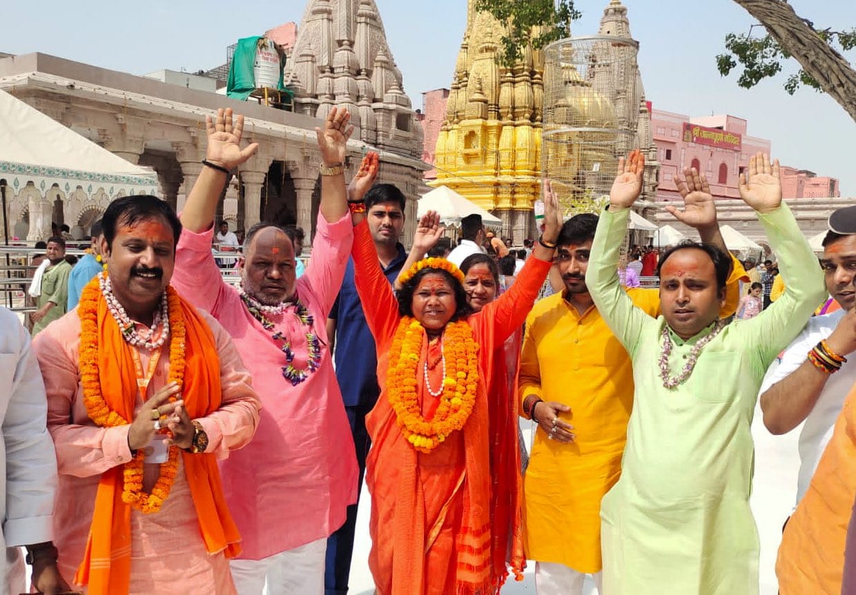 Union Minister Sadhvi Niranjan Jyoti varanasi vist statement on Gyanvapi case said Those who do not trust court are coming on Roads