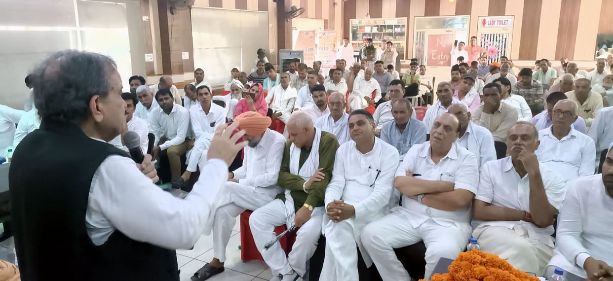 BJP's job is to curse Congress leaders, not mine: Birendra