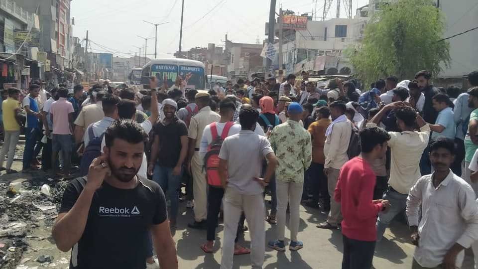 Youth protest against Agnipath scheme in Charkhi Dadri