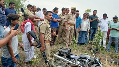 Murder in Azamgarh Villagers road jam with couples dead body murdered after kidnapping in a land dispute