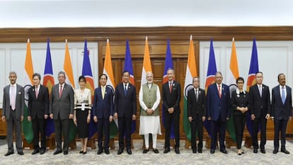 Foreign Ministers of ASEAN countries met PM Narendra Modi