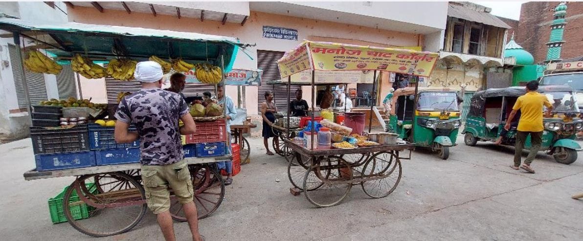 Hathras: Things are getting normal in Purdilnagar, shops opened in many places