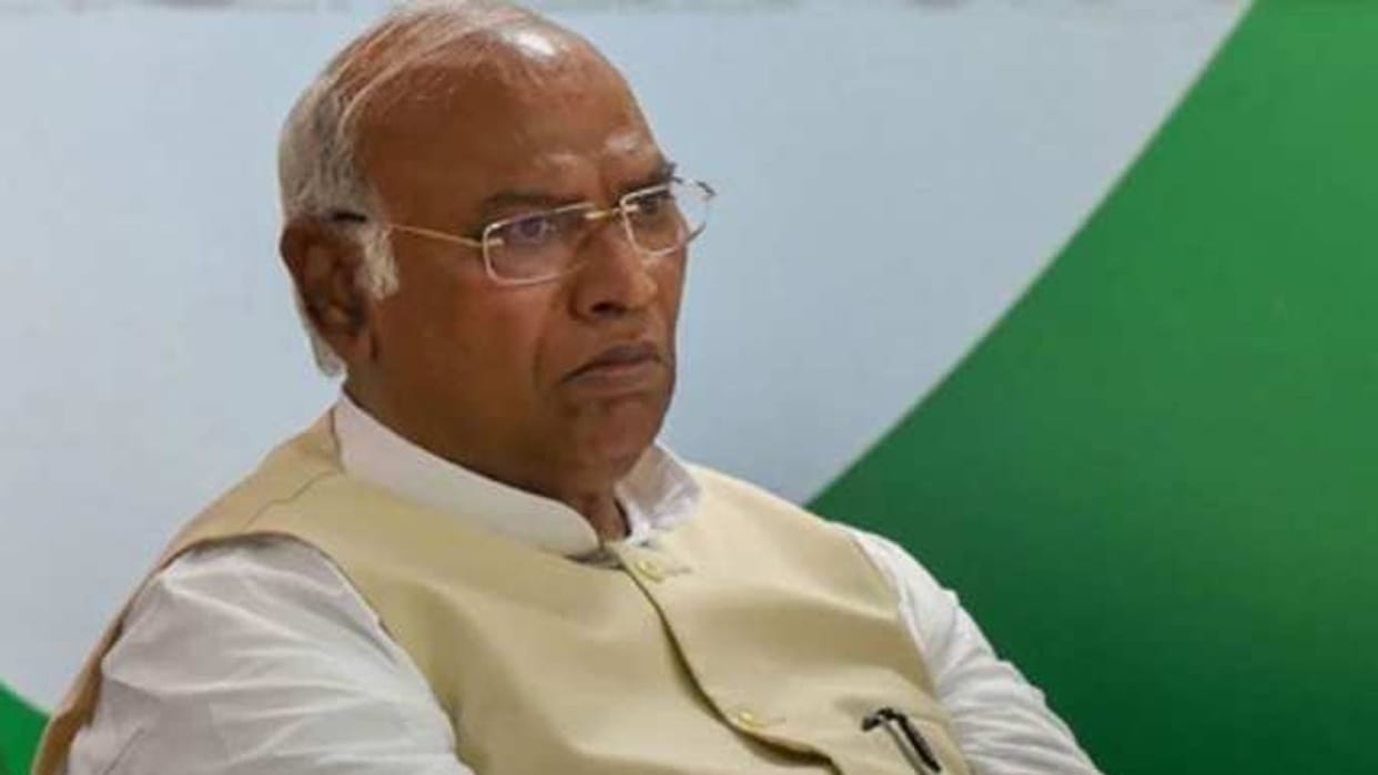 ED probe Young India office in the presence of Congress leader Mallikarjun Kharge