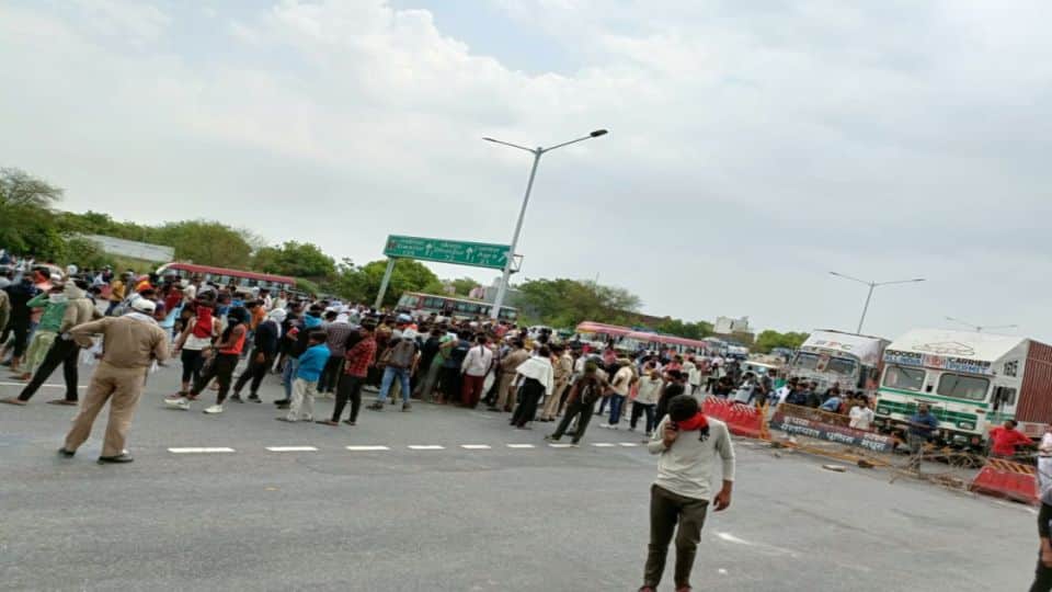 Agnipath Scheme protest Youth Blocked Agra-Delhi Highway protest against Agneepath scheme