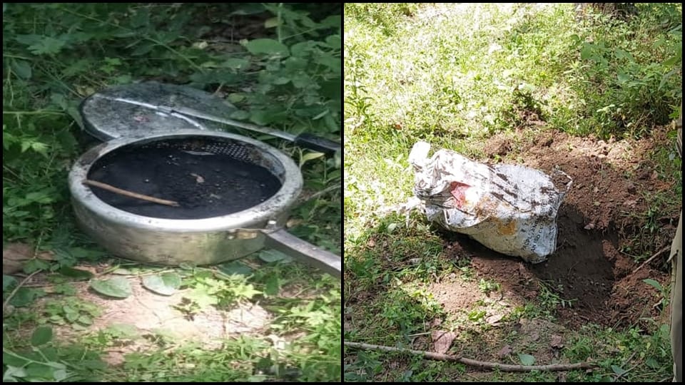 Pulwama IED Found: Pressure cooker IED recovered in Pulwama Bomb disposal squad destroyed