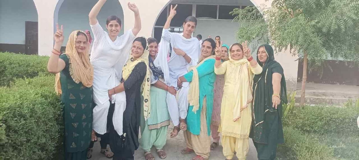 The topper of the state from the district, two daughters of the same village and same school