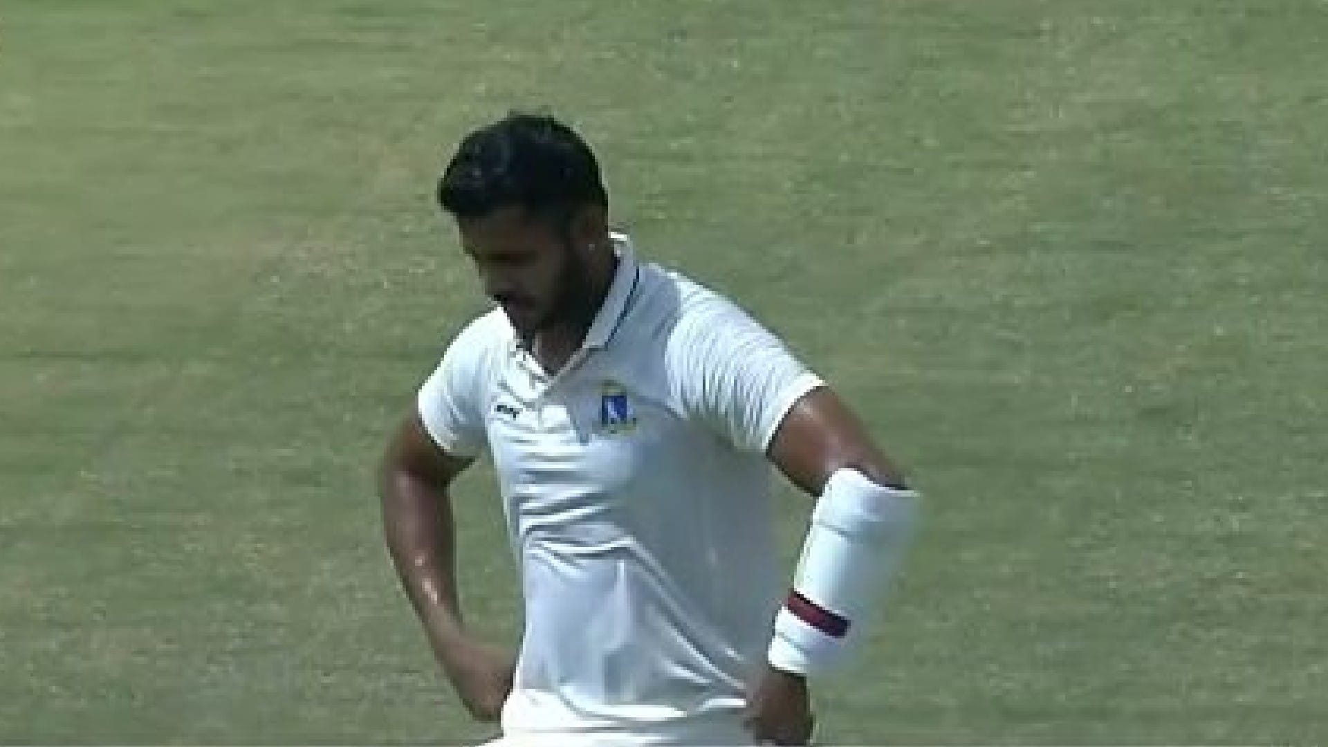 Ranji Trophy Manoj Tiwary bengal minister manoj tiwary sent a love letter to his wife sushmita roy from the field Bengal vs Madhya Pradesh