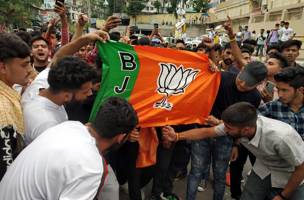 The youth of Virbhoomi became furious against the Agneepath scheme, a ruckus