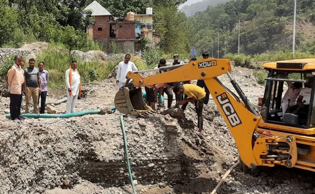 5.25 crore rupees will spent on re radoh dubble lane bridgesaid mla jeetram