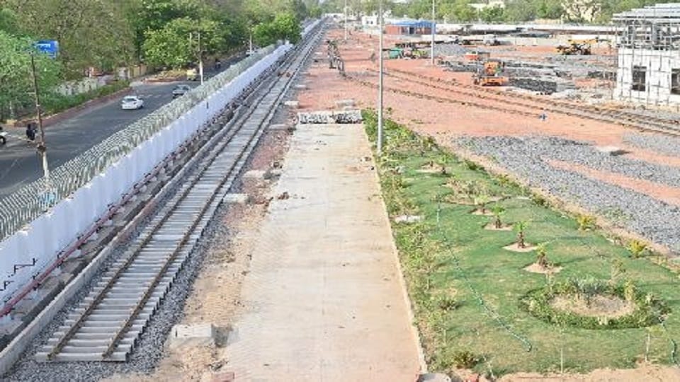 Agra Metro 700 meter long test track built for metro trial in depot