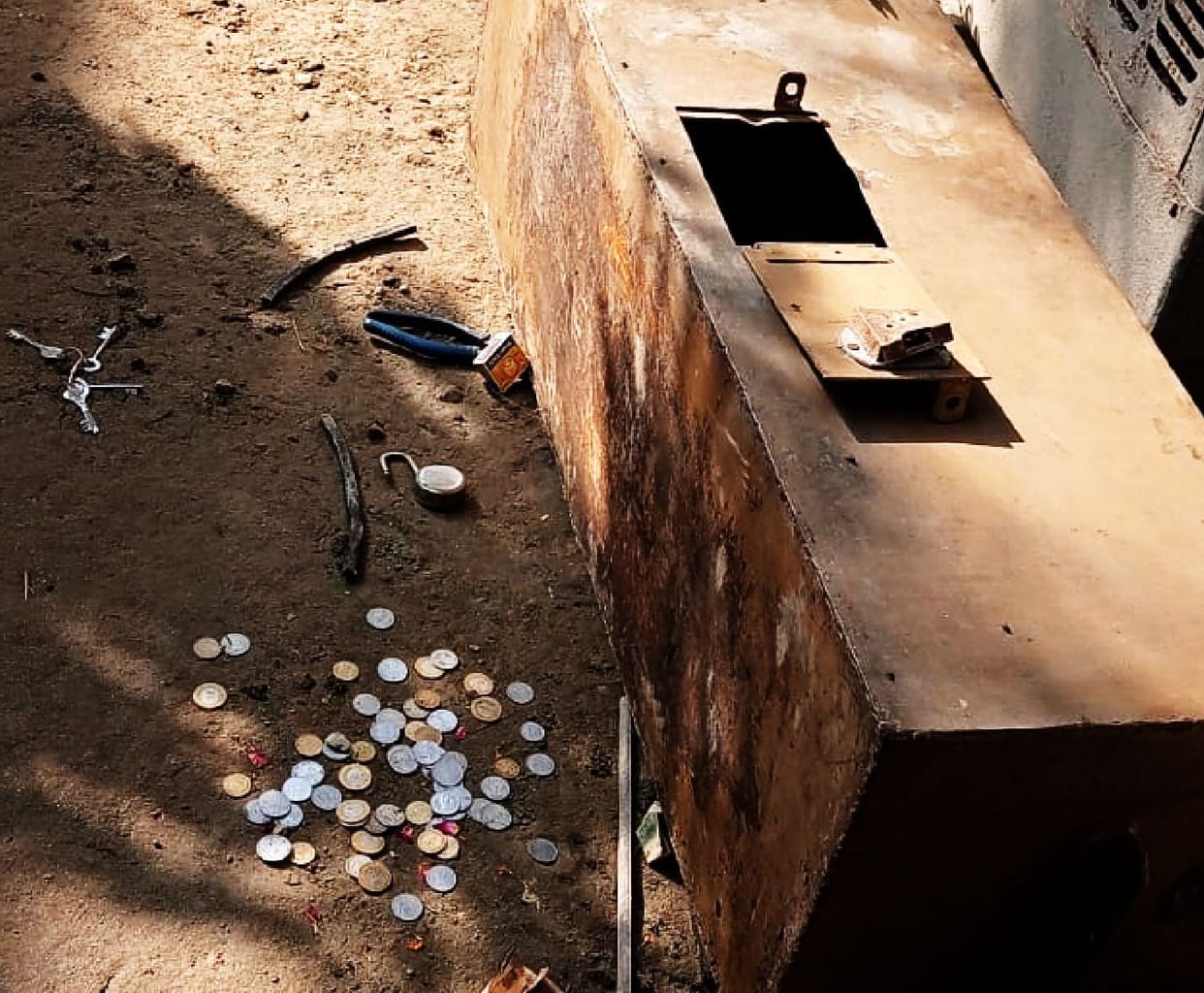Thieves took away donation boxes from Khatu Shyam temple