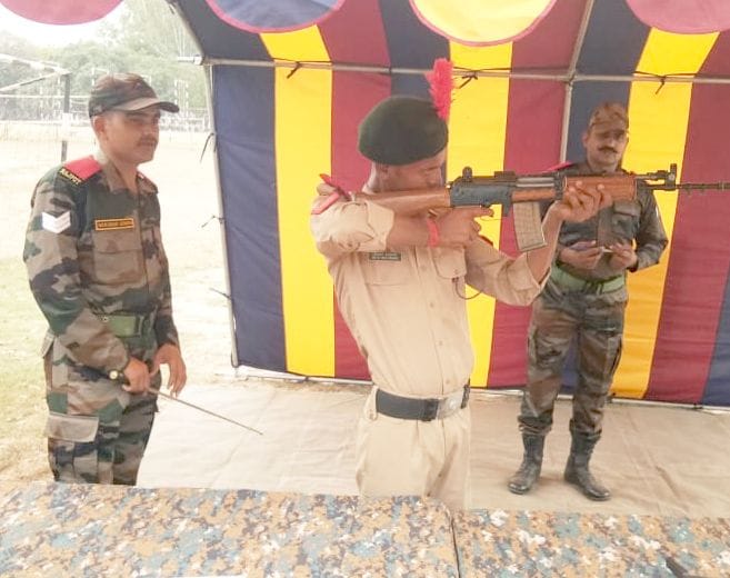 Cadets see weapons used in war