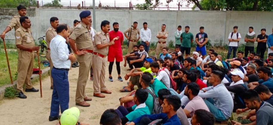 In view of the ruckus on Agneepath, officials reached among the youth