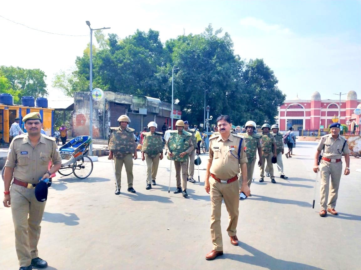 Agneepath Scheme Protest, Police and administration alert at Kanpur Central, forces deployed at both side of stations