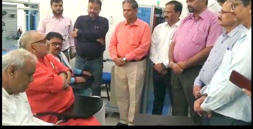 Minister Giriraj Singh arrived in Kanpur to inspect the tool room, said on Agneepath scheme - take action against those who mislead the youth