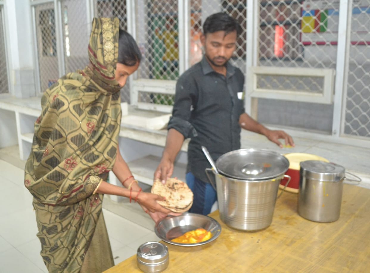 farrukhabad news,lohia hospital,swasth vibhag