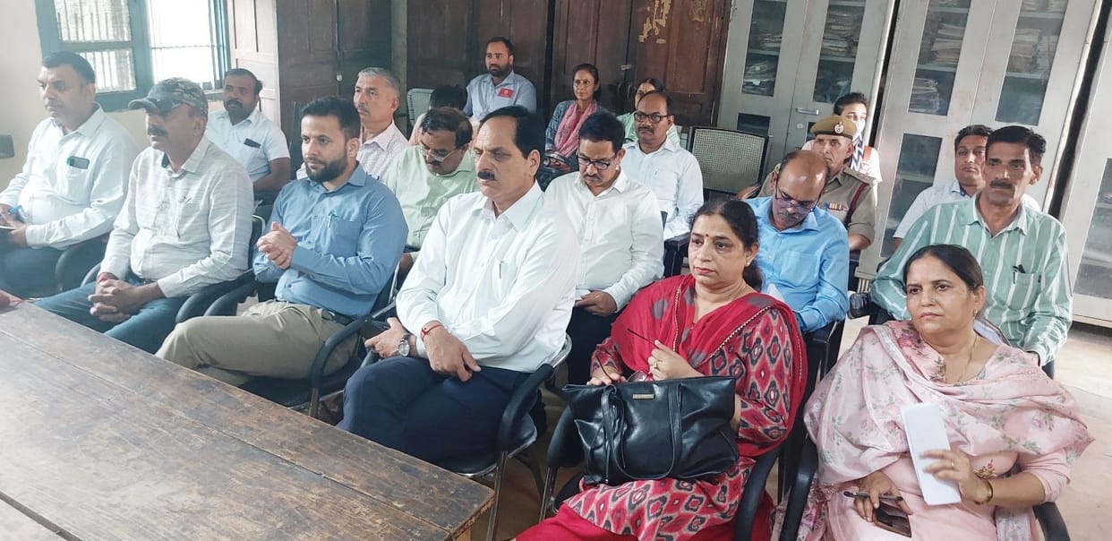 Keep departments mutual in monsoon seasonKeep departments mutual in monsoon seasonKeep departments mutual in monsoon seasonCoordination SDM Una gave instructions