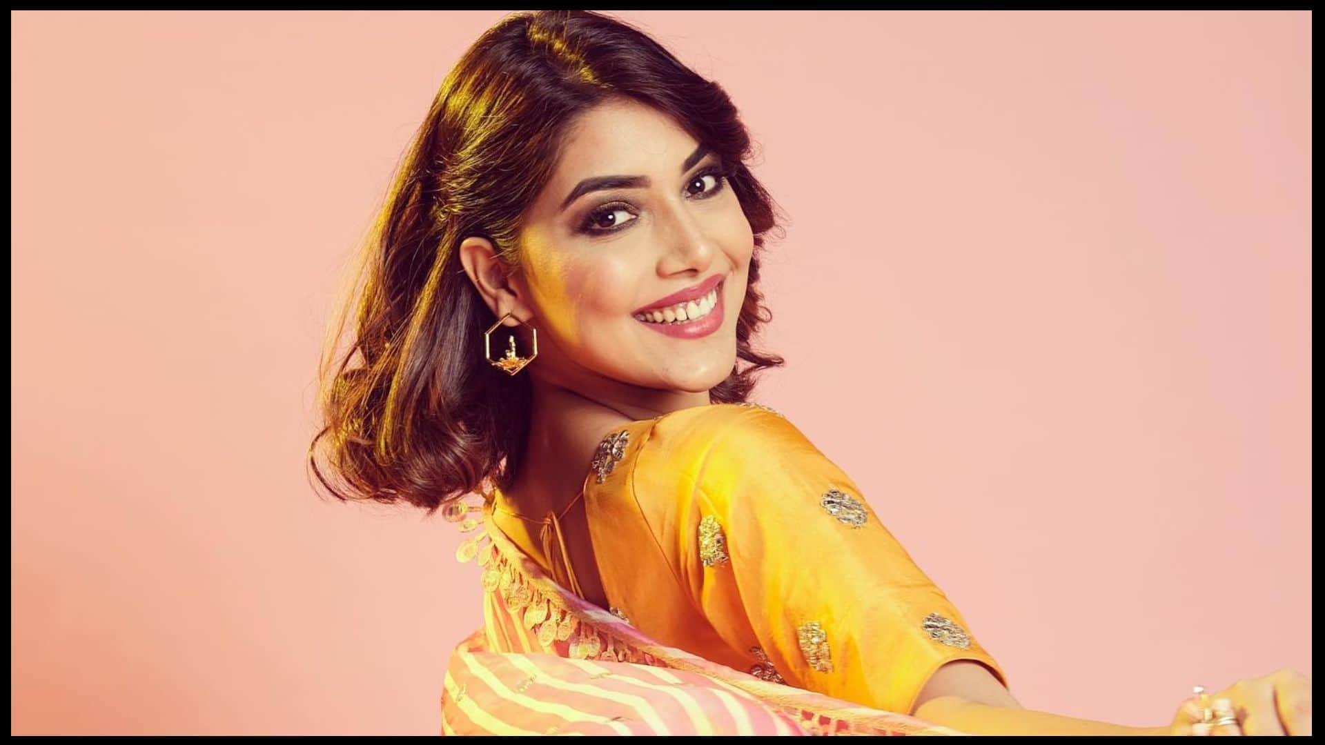 Mrs India World 2022 2023 Sargam Koushal Wins Title See Photos News in Hindi