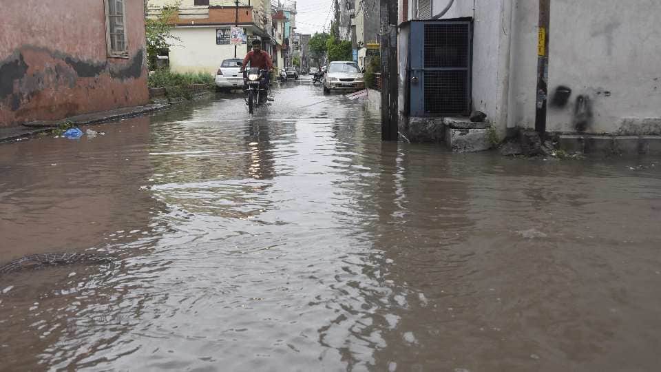MP Madhya Pradesh Weather Update Today:  Rain gives relief from heat, Yellow alert of moderate to heavy rain in 12 districts of the state