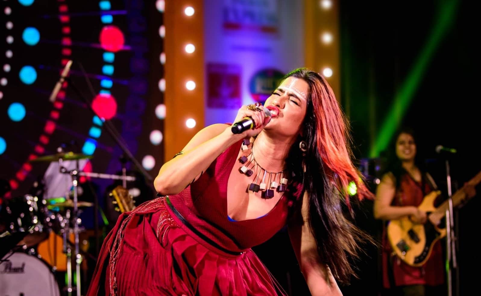 Sona Mohapatra birthday today know untold facts about singer