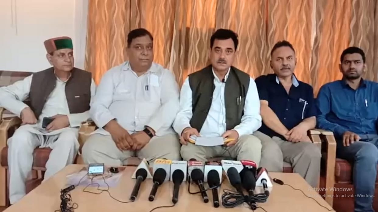 congress MLA Sanjay Awasthy Press Conference in solan himachal pradesh