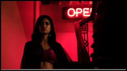 she season 2 review by Pankaj Shukla imtiaz ali aaditi pohankar vishwas kini kishore kumar arif ali Netflix india