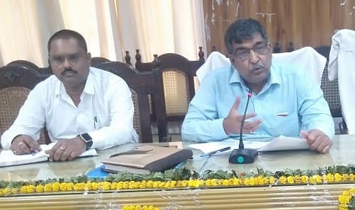 Two lakh people of the district will be connected on Yoga Day